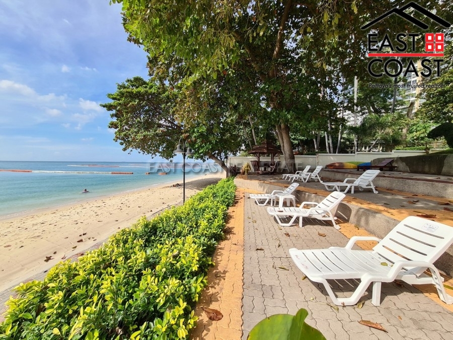 Sky Beach 47