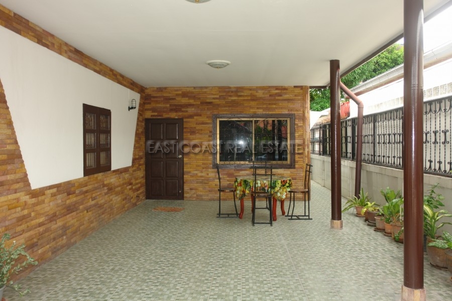 Suksabai Villa  10