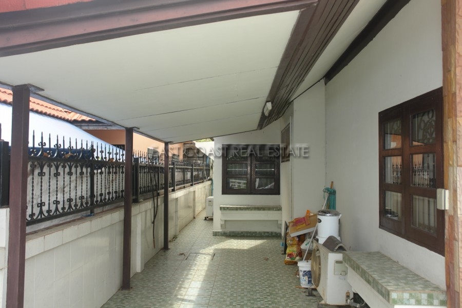 Suksabai Villa  9
