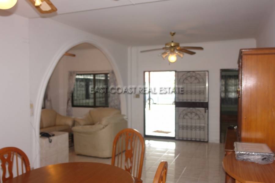 Suksabai Villa  1