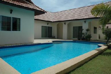 Pool View Villas 1