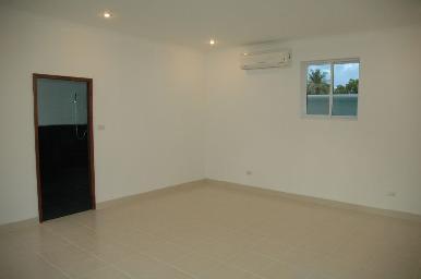 Freeway Villa 4