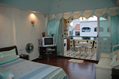 Spanish Place 9