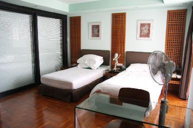 Royal Cliff 11