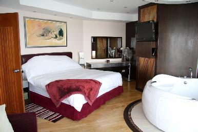Royal Cliff 8
