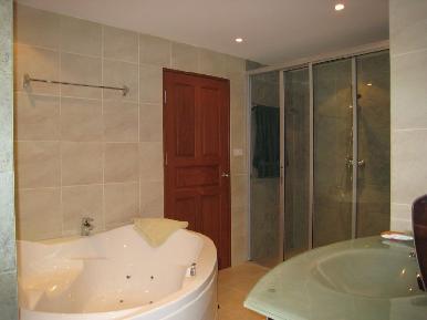 Pattaya Hill Resort 2