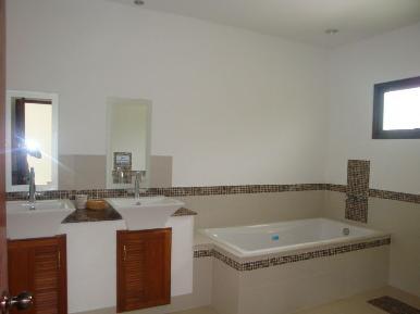 Lalique Villa 9