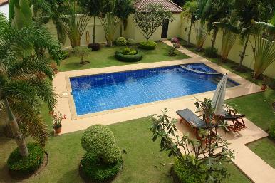 Lakeside Court 2