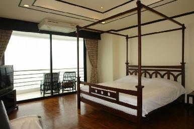Royal Cliff 7