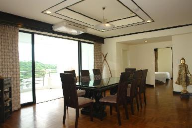 Royal Cliff 5