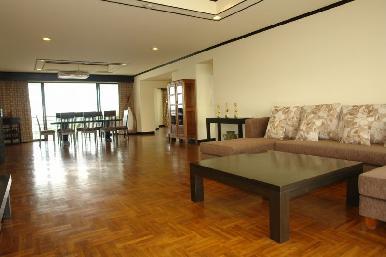 Royal Cliff 3