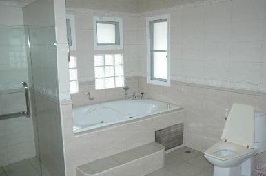 Cosy Beach Luxury Home 8