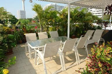 Grand Condo 8