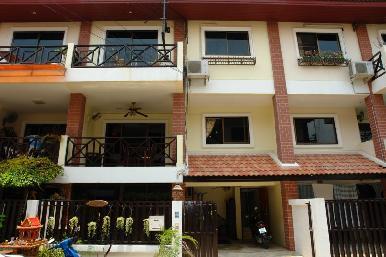 Theppraya Road Townhouse 1