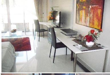 Hyde Park Residence 2 1
