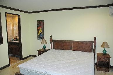 Royal Hill 4