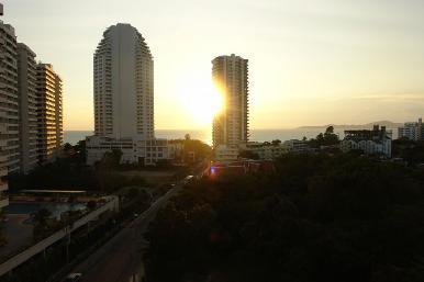 Thep Thip Mansion 1