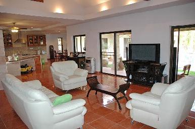 Luxury Home 10