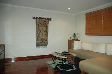 Executive Residence 2 5