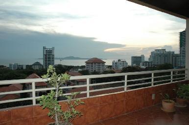 Executive Residence 2 1