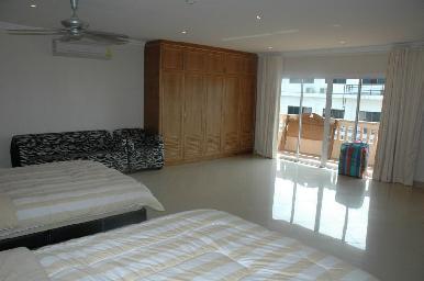 Executive Residence 1 2