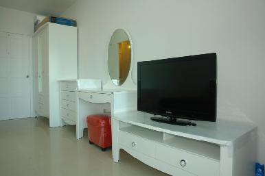 AD Hyatt 3