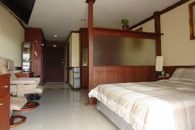 Pattaya Hill Resort 8