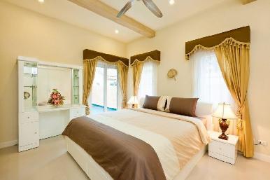 Silk Road Place 8