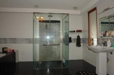 Regent Village 7