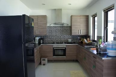 Regent Village 3