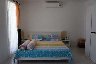 Regent Village 5