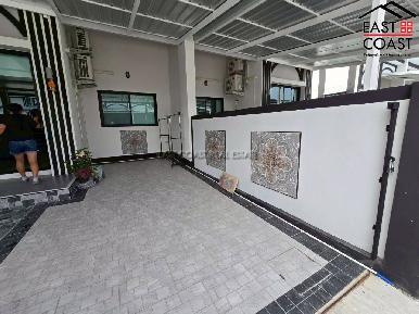 Wiz Town Townhouse 20