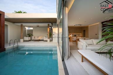 Pool Villa Mövenpick 2