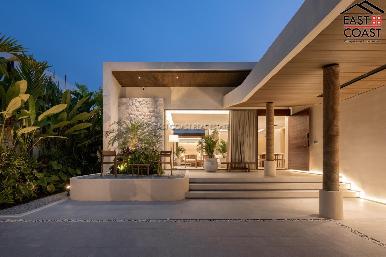 Pool Villa Mövenpick 32