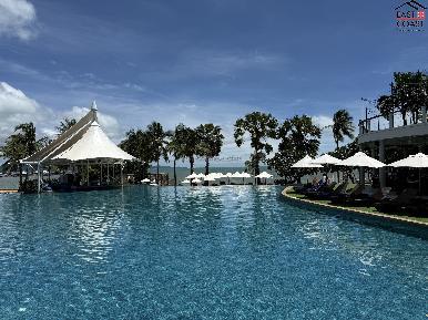 Pool Villa Mövenpick 41