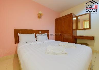 Sun and Beach Hostel 10