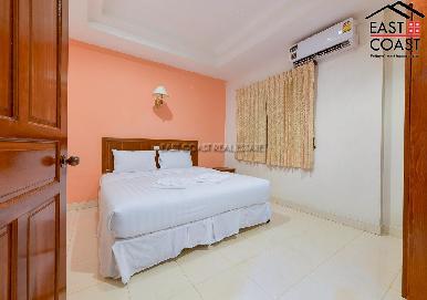 Sun and Beach Hostel 16