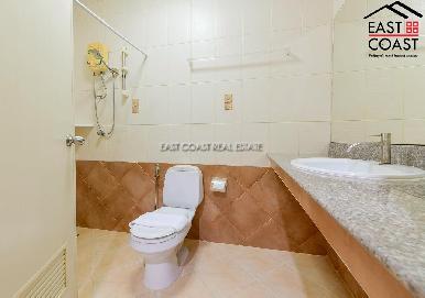 Sun and Beach Hostel 27