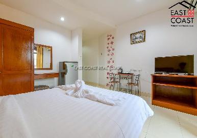 Sun and Beach Hostel 35
