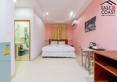 Sun and Beach Hostel 37
