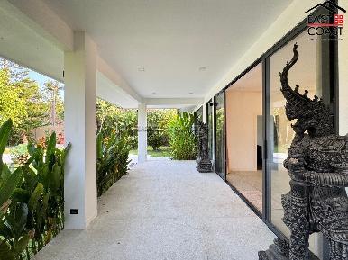 Spectacular Luxury Villa 2