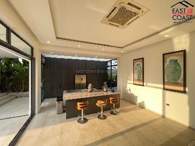 Spectacular Luxury Villa 3