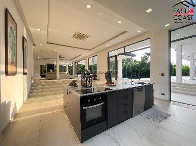 Spectacular Luxury Villa 5