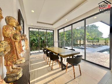 Spectacular Luxury Villa 10