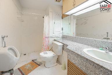 Krisada Cliff & Park Condo 18