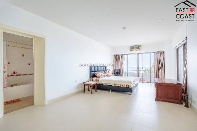 Krisada Cliff & Park Condo 12