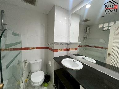 Jomtien Thip Condotel 11