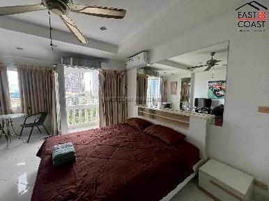 Jomtien Thip Condotel 1