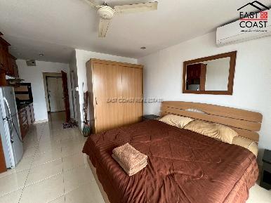 Jomtien Thip Condotel 23