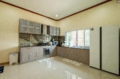 Amorn Village 24